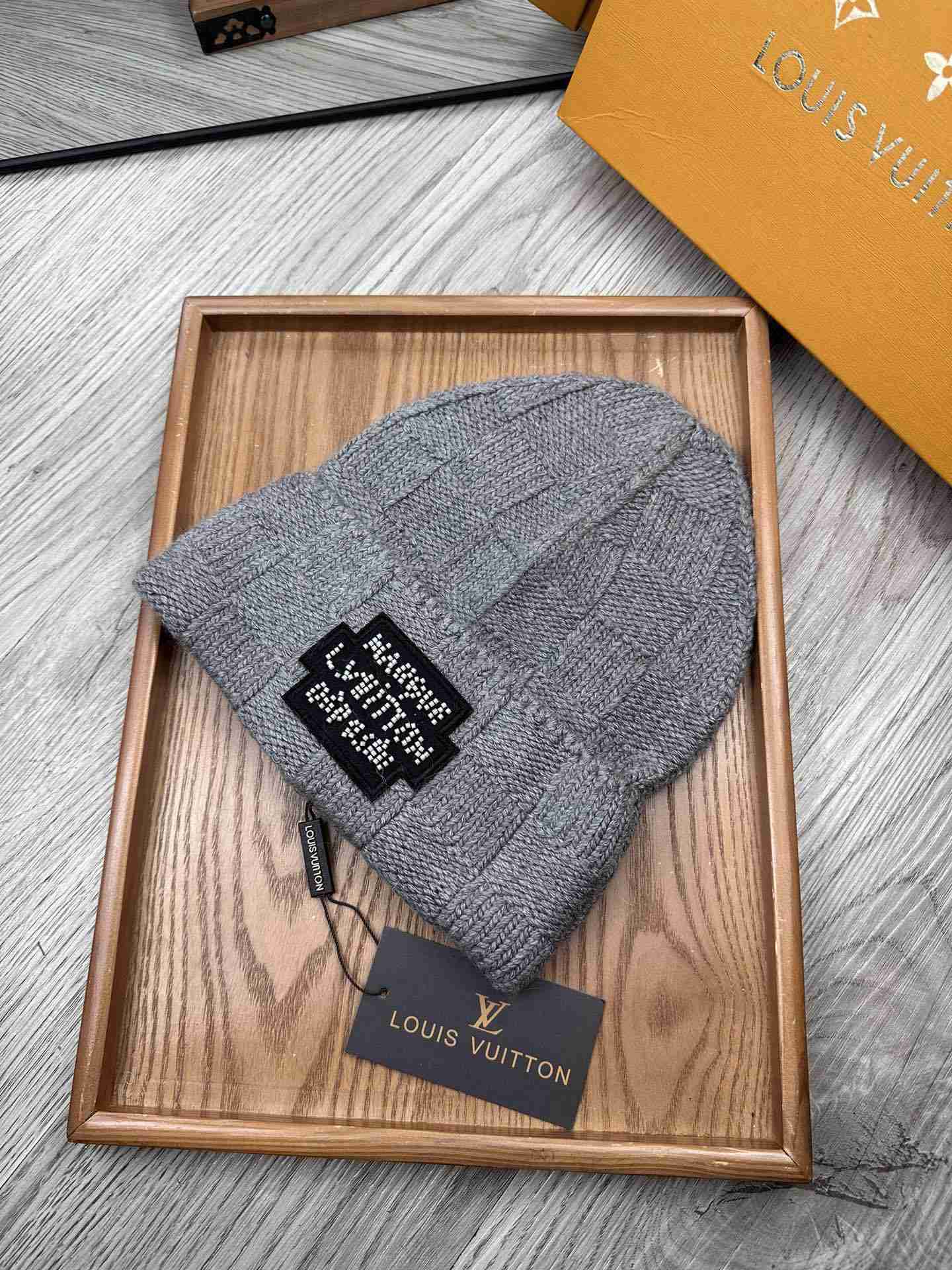LV  Dual Beanie LVM0063